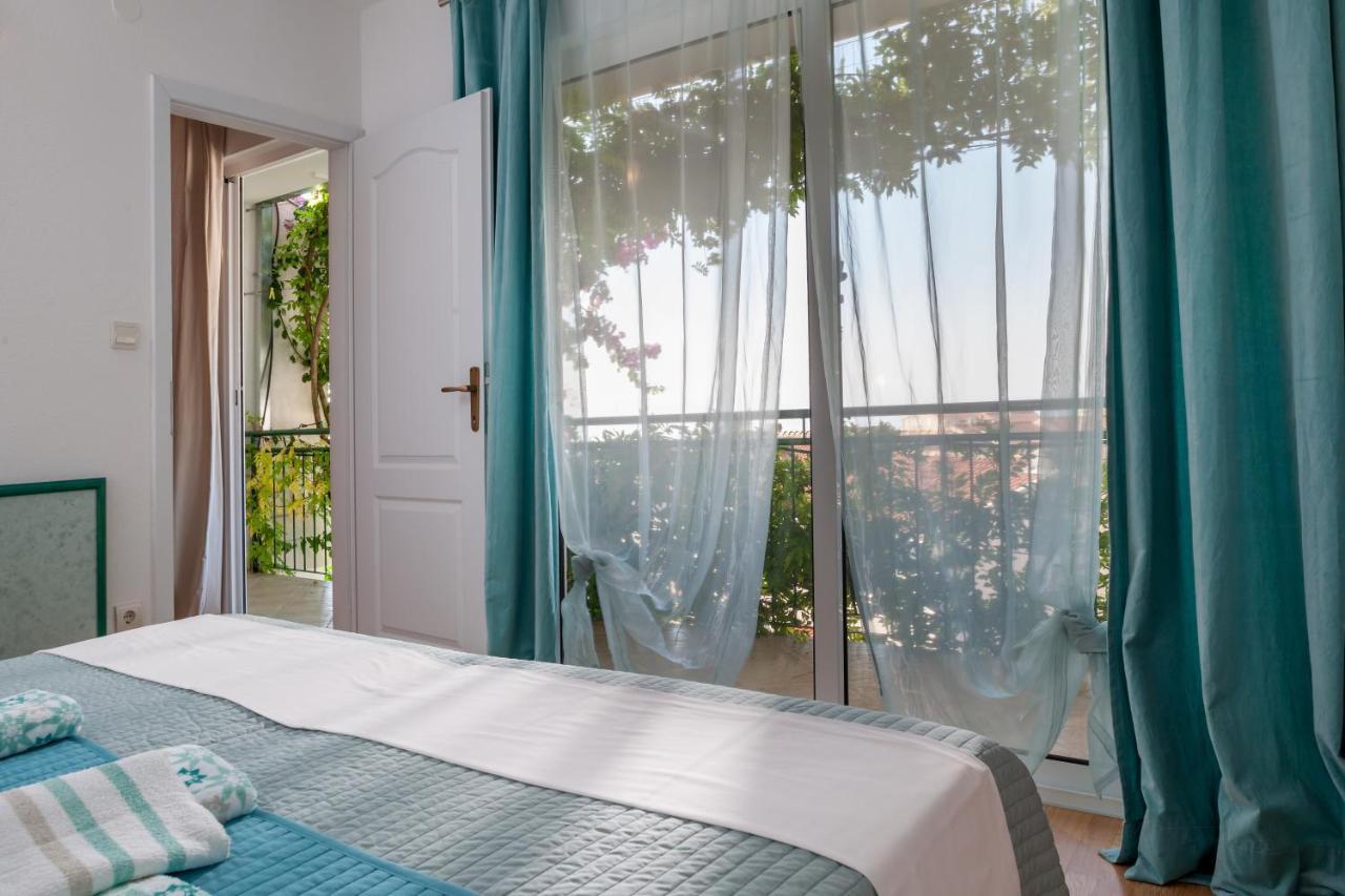 Apartments Leut 80M From The Sea Podgora Szoba fotó