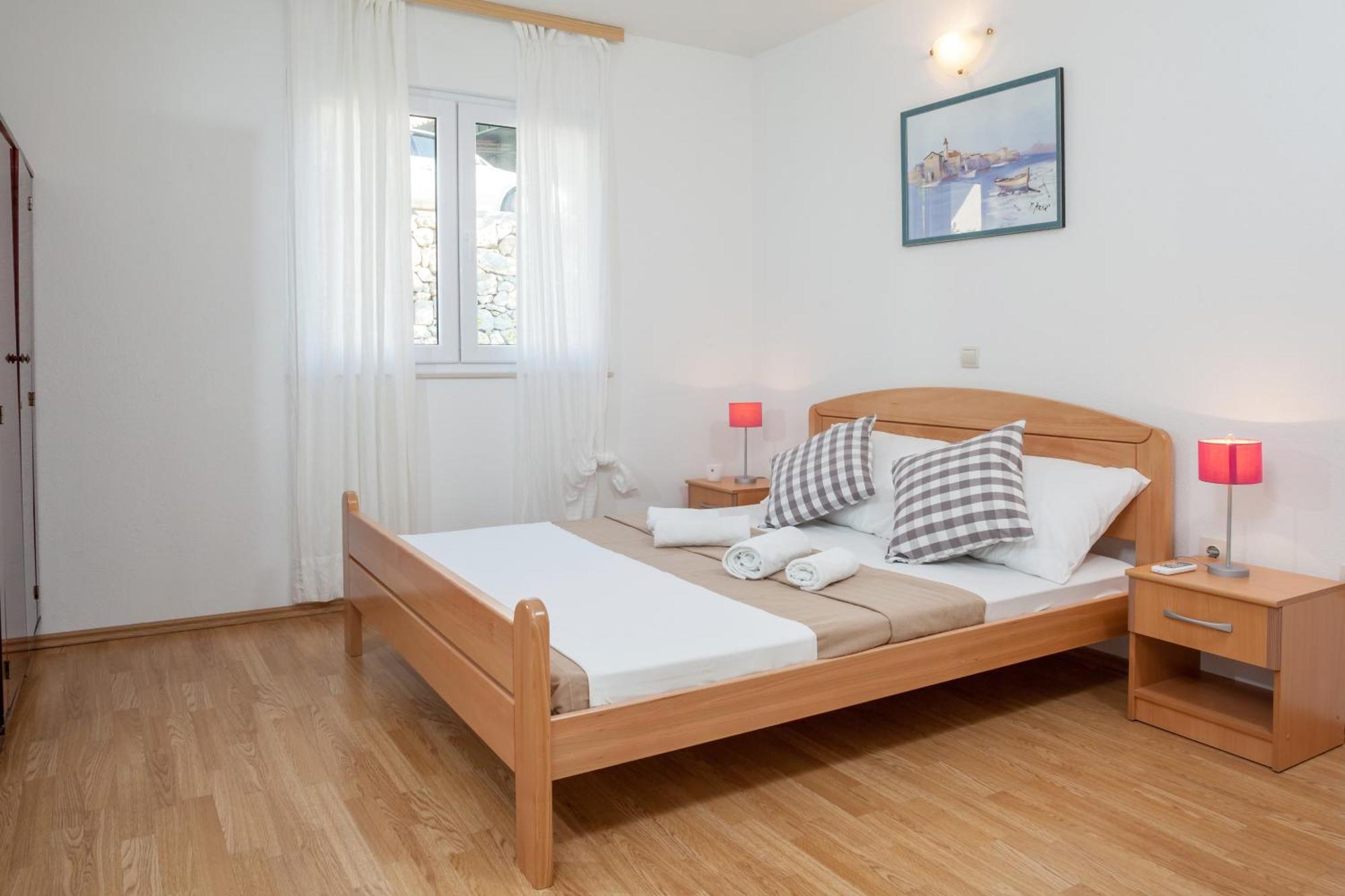 Apartments Leut 80M From The Sea Podgora Szoba fotó
