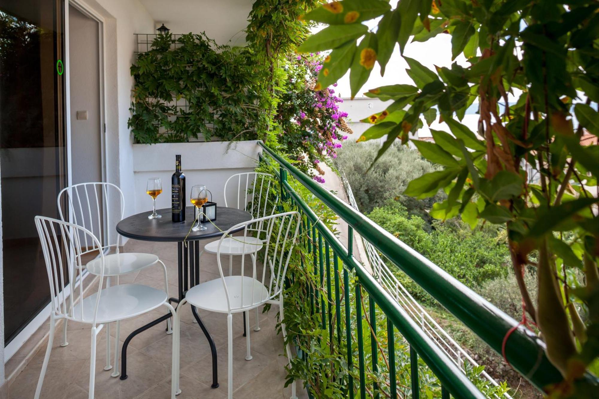 Apartments Leut 80M From The Sea Podgora Szoba fotó